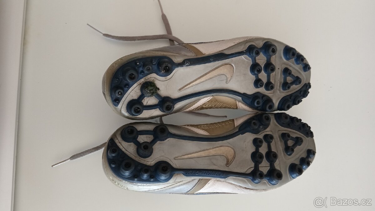 Prodám kopačky Nike,Sandic - 2