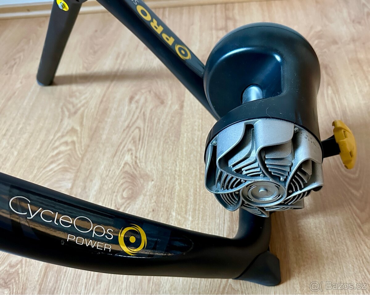 Cyklotrenažér CycleOps Power - 2