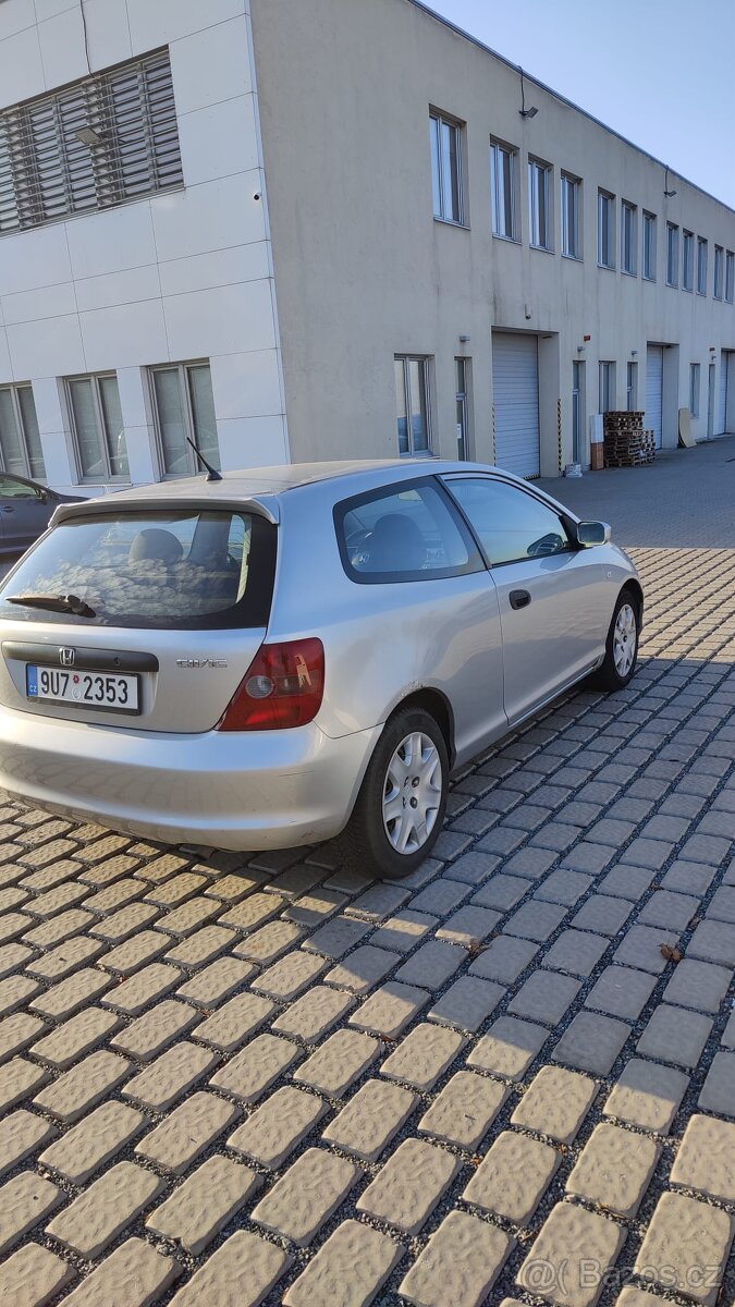 Honda Civic 7g 1.4 hatchback 66kw - 2