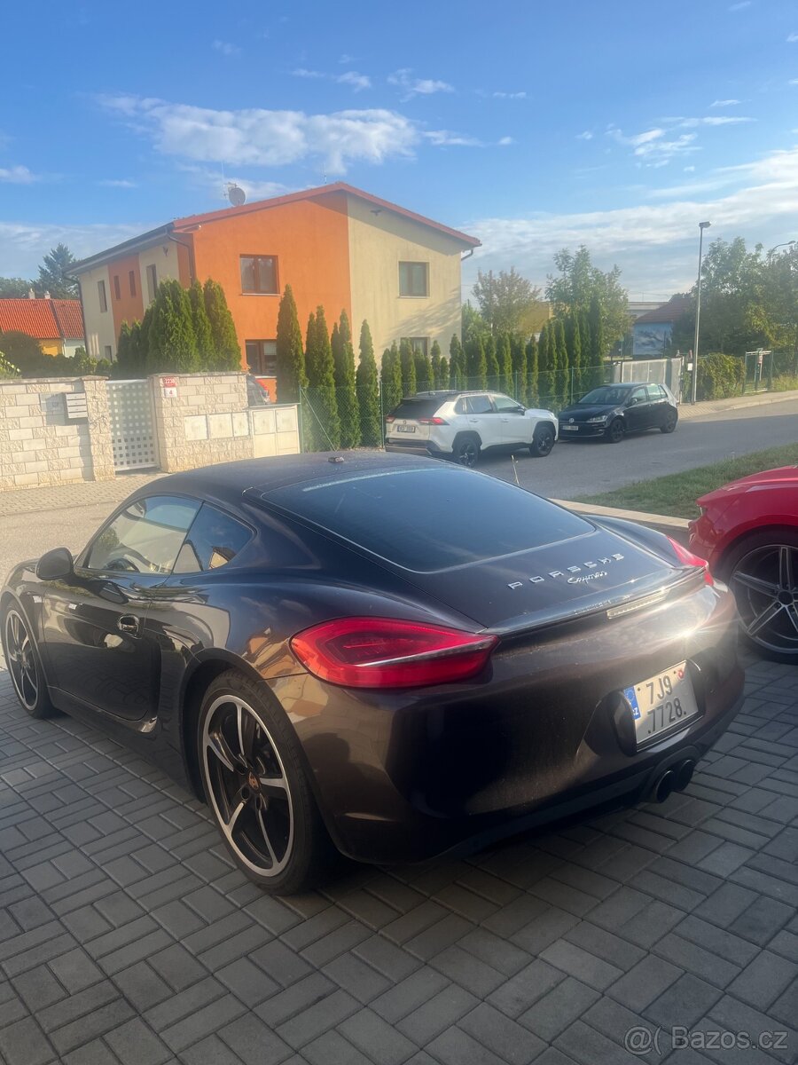 PORSCHE CAYMAN 2,7 rok 2015 - 2