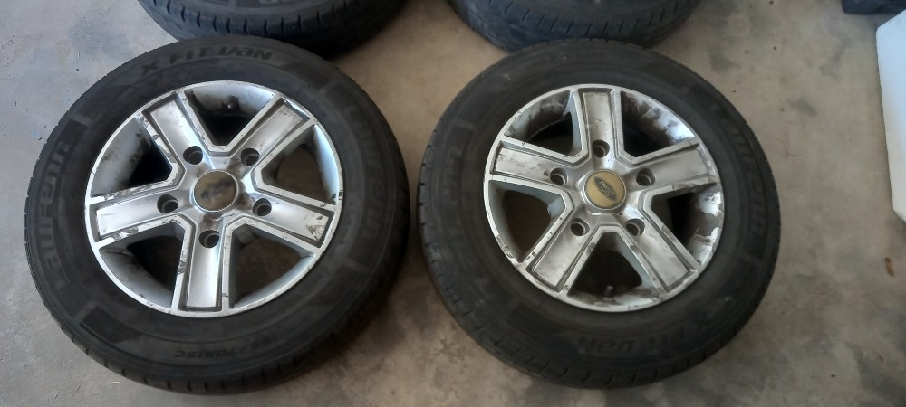Alu kola Ford Transit REZERVACE DO NEDĚLE KLATOVY - 2