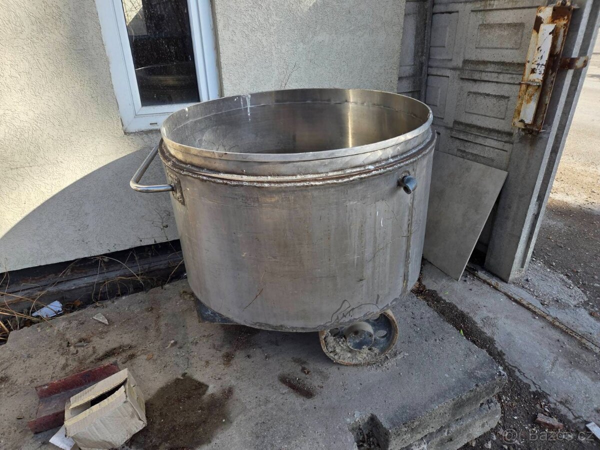 nerezový manipulačný vozík objem 350 L - 2