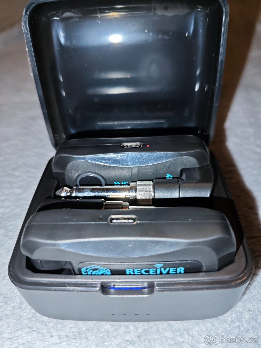 Prodám bezdrátový systém kytara, basa ... - 2