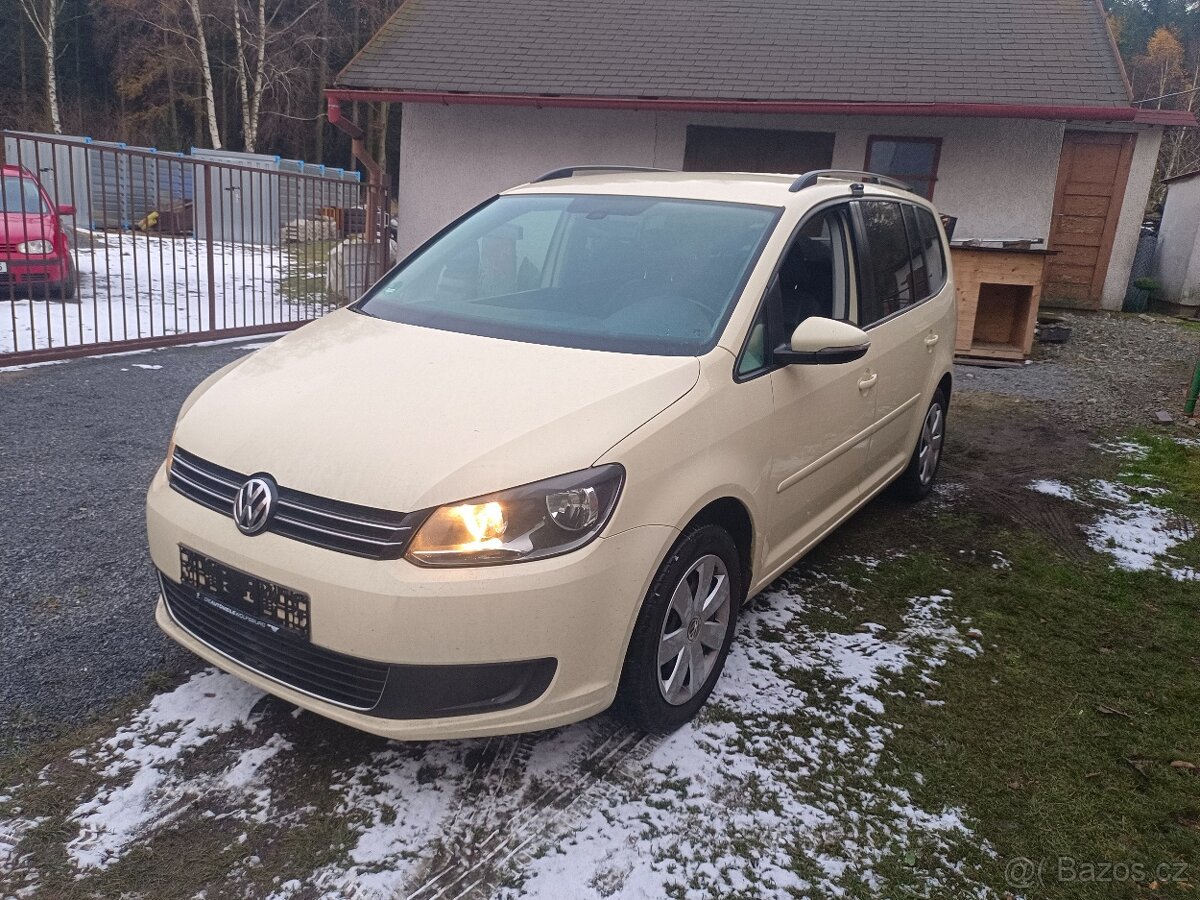 Volkswagen Touran 2012 - 2