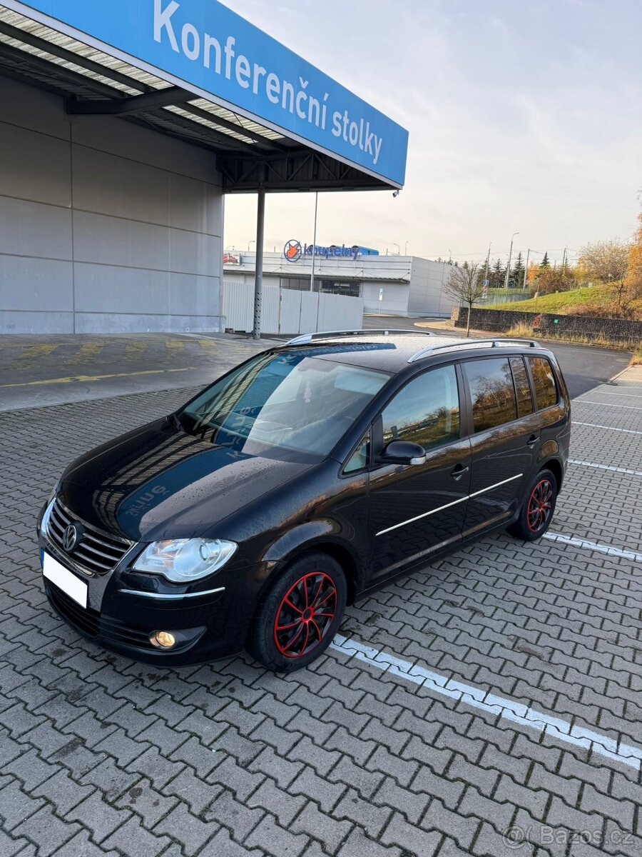 Volkswagen Touran 2.0 TDi FACELIFT MOŽNO NA SPLÁTKY - 2