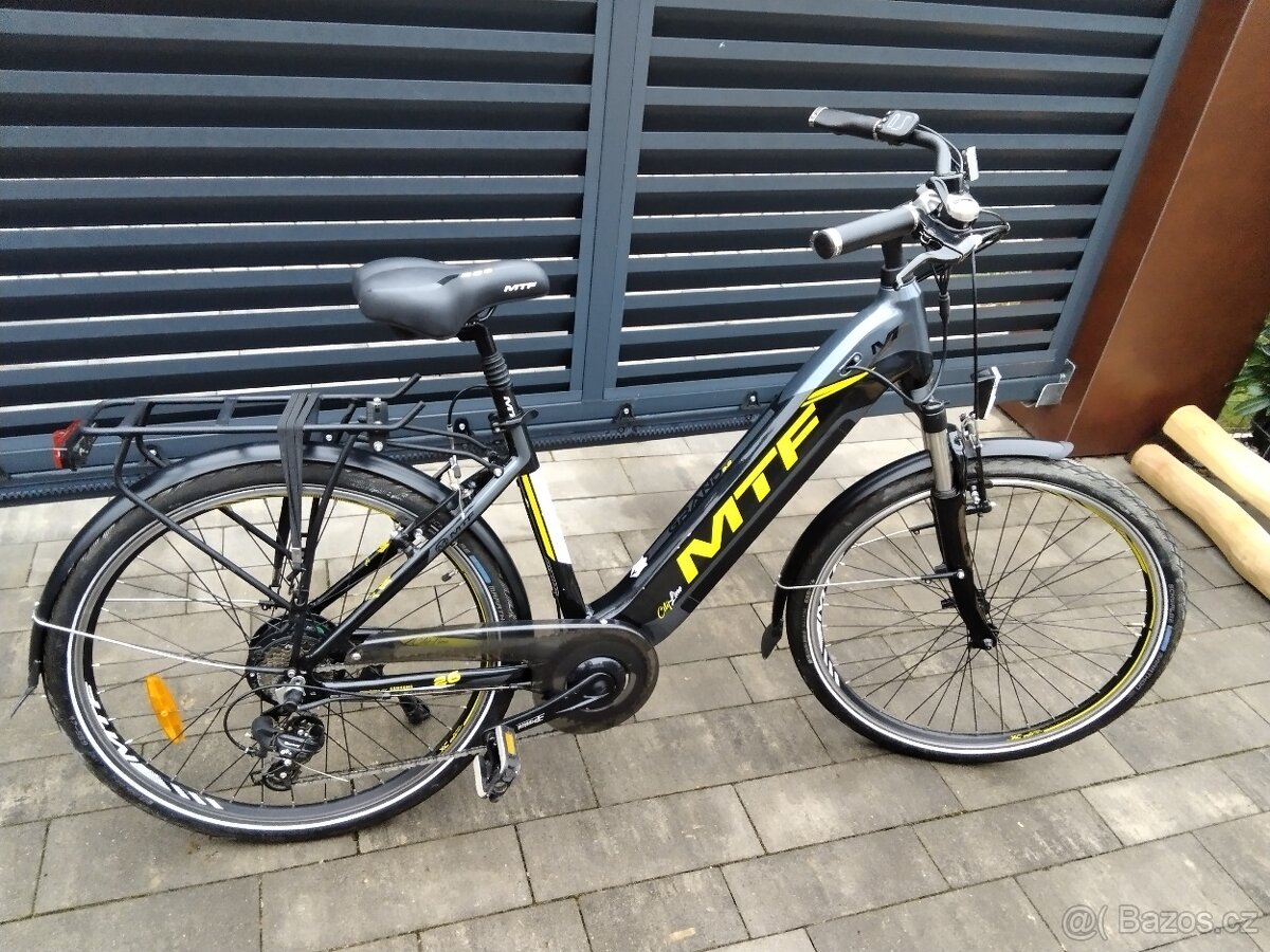 Dámské elektrokolo MTF jako nové (Mountfield). - 2