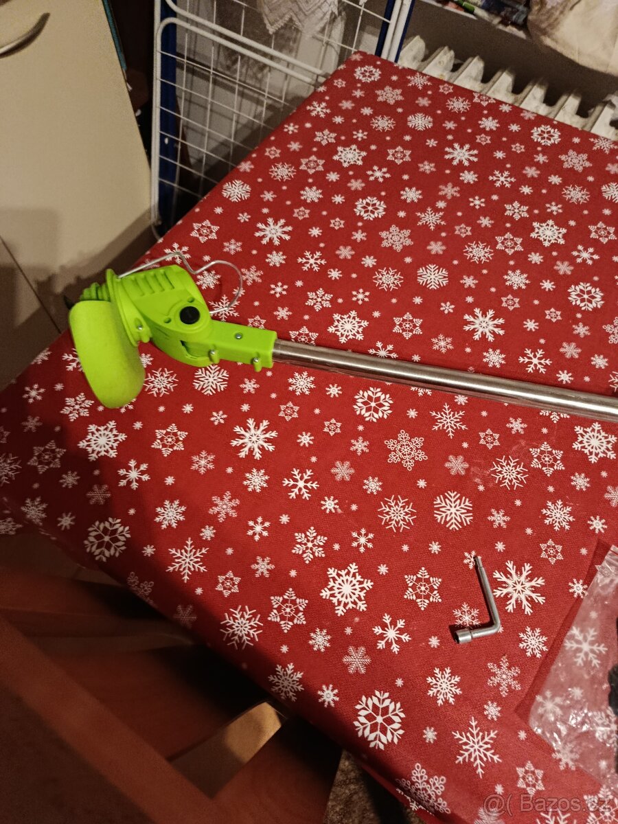 Prodám plotostřih a křovinořez v jednom - 2