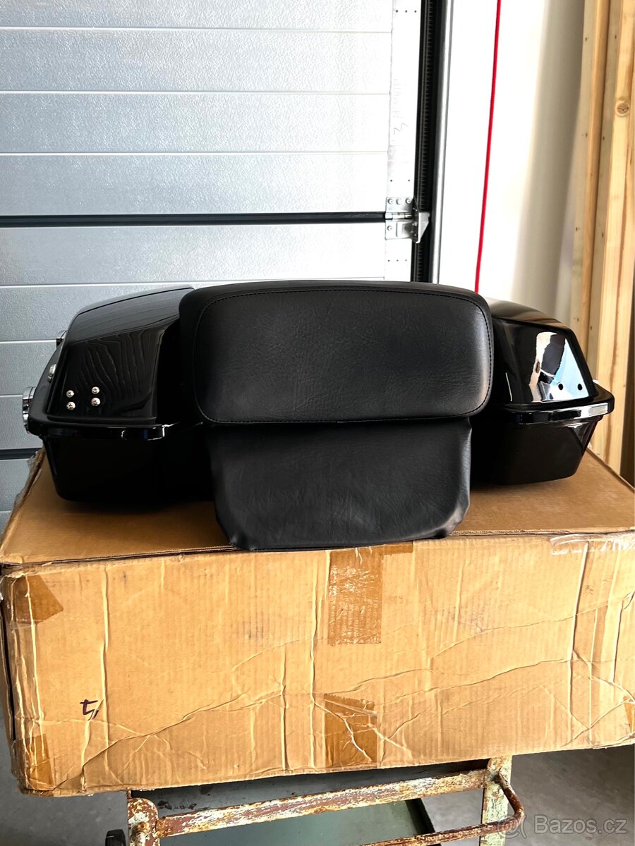 Nový vrchní kufr Harley - Davidson. - 2