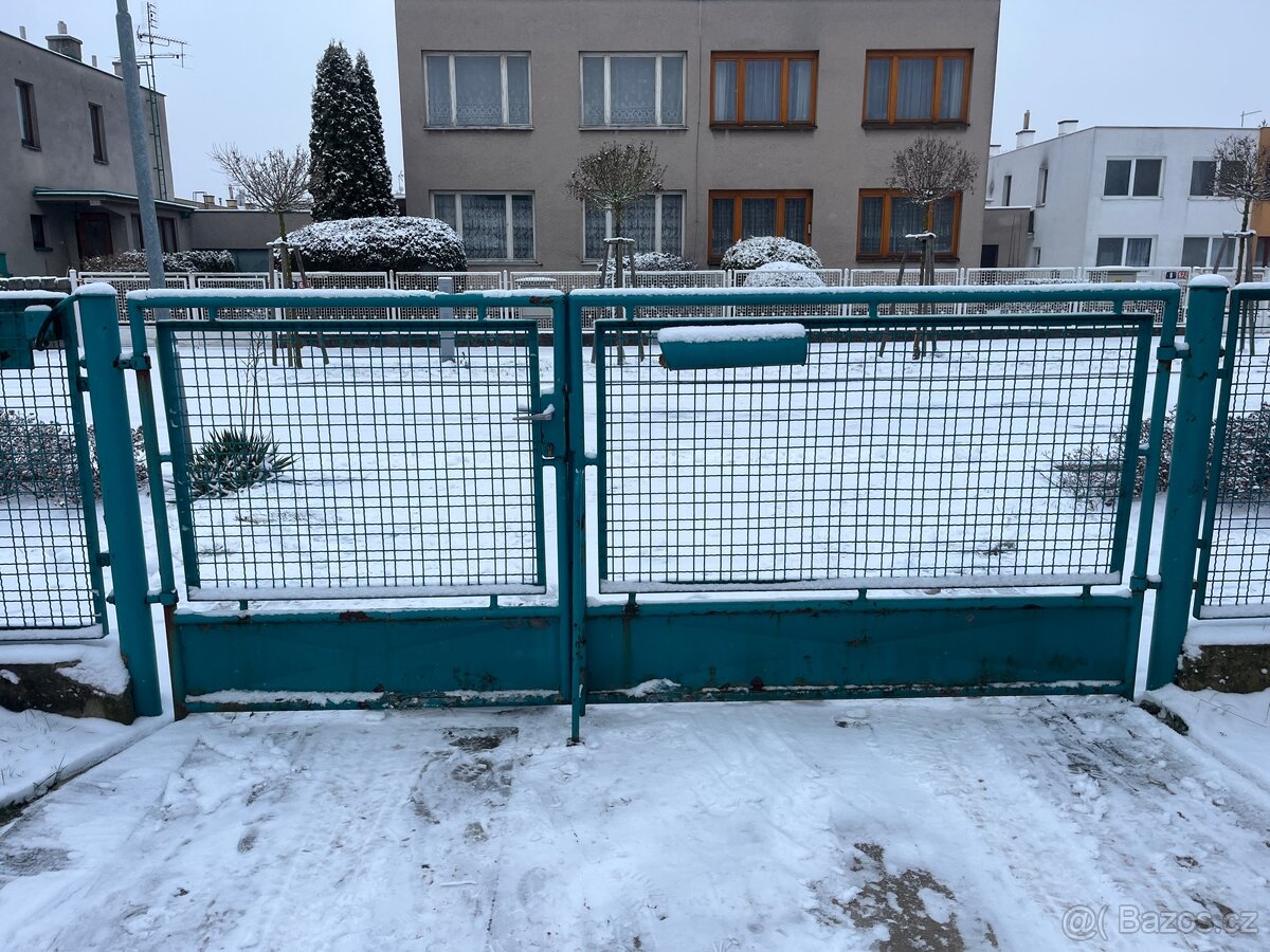 Vjezdová brána - vrata - 2