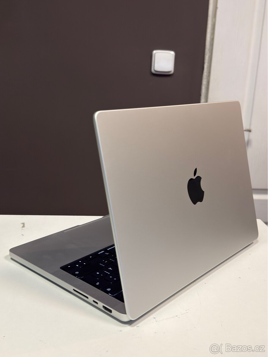 MacBook PRO 14” M3 PRO 2023 - 2