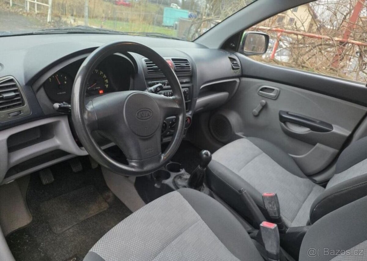 Kia Picanto 1.0-CENTRÁL-NÍZKÉ KM - 2