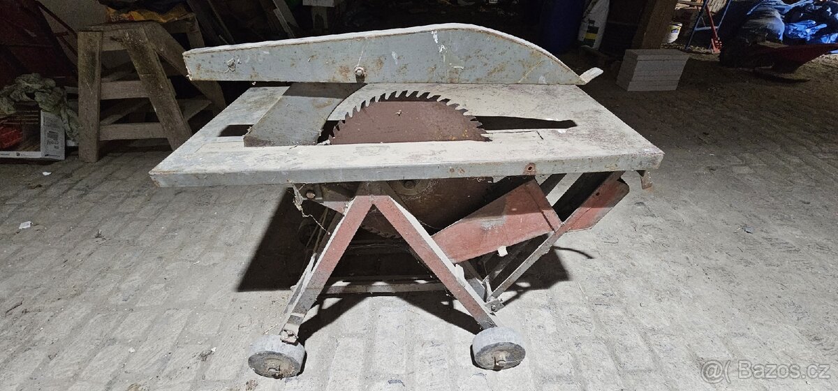 Cirkulárka s kolébkou - 2