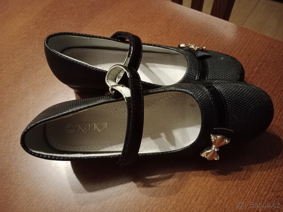 Dívčí střevíce v.34 - 2