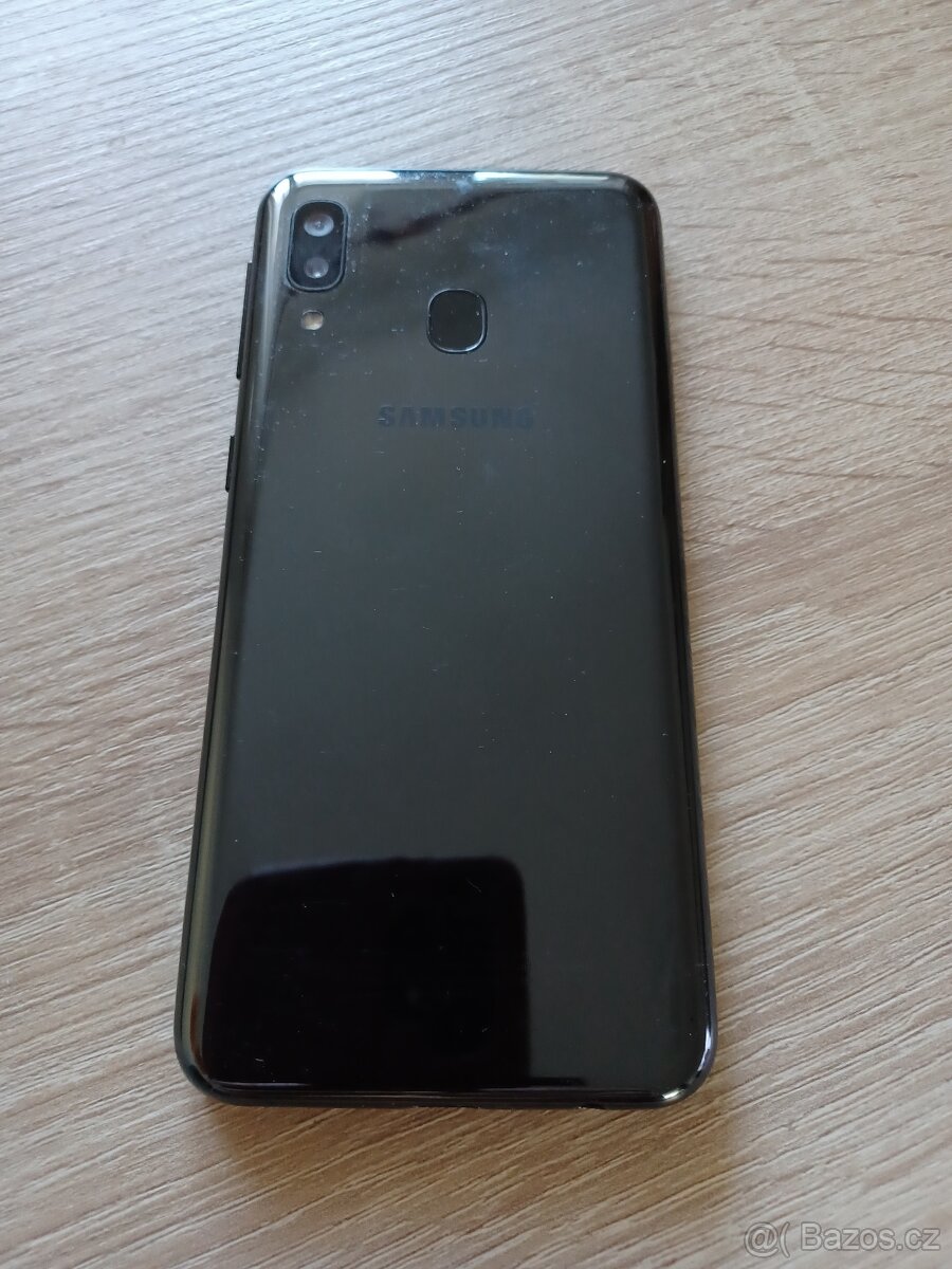 Samsung galaxy A20e - 2
