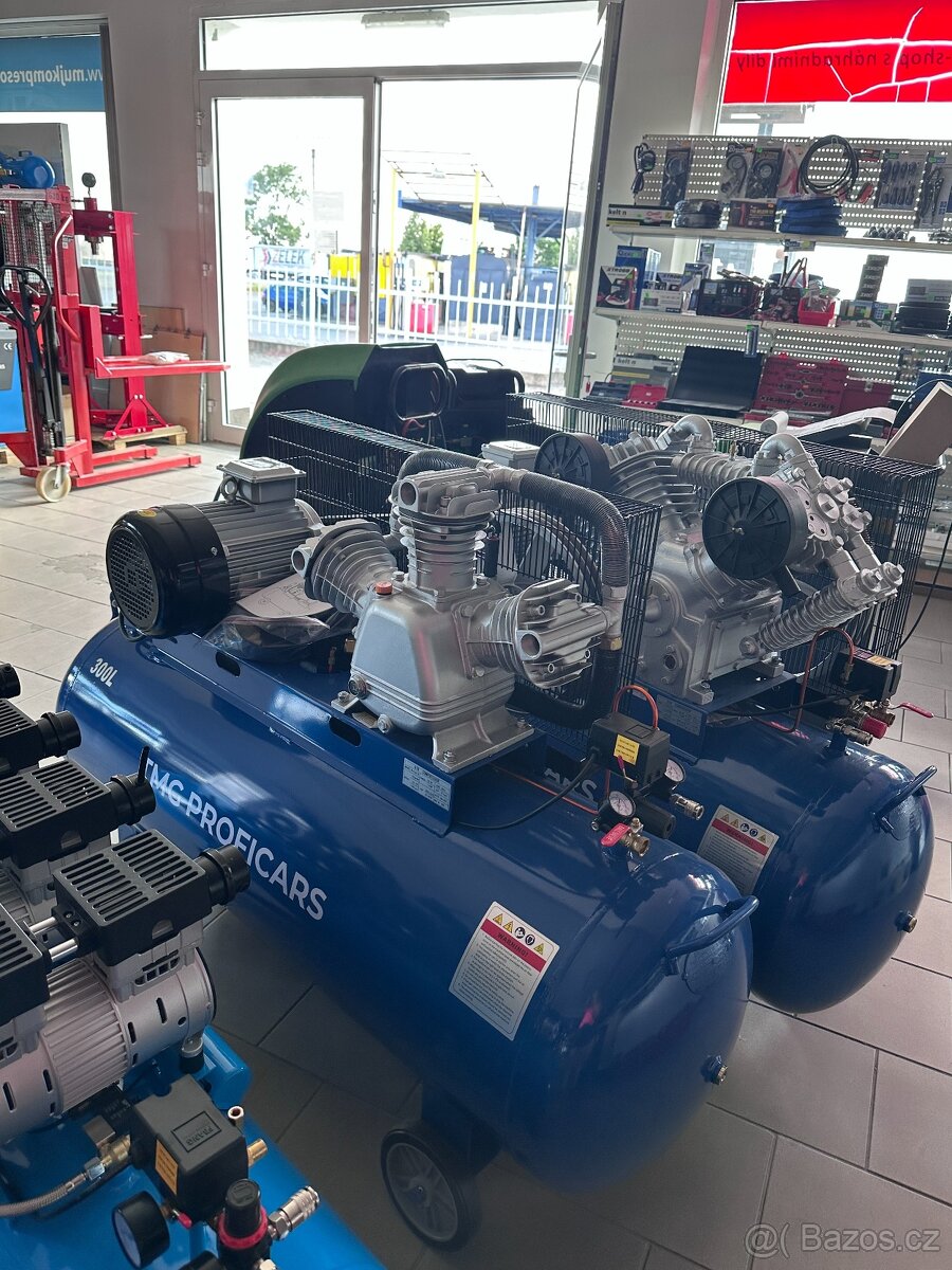 Pístový vzduchový kompresor 300l, 900l/min - 2