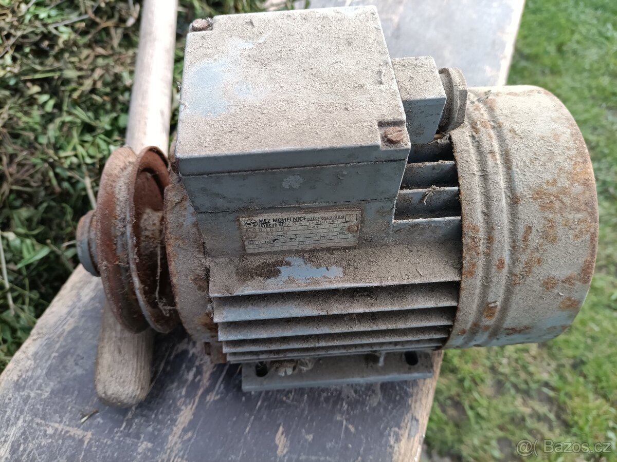 Prodej motoru - 2