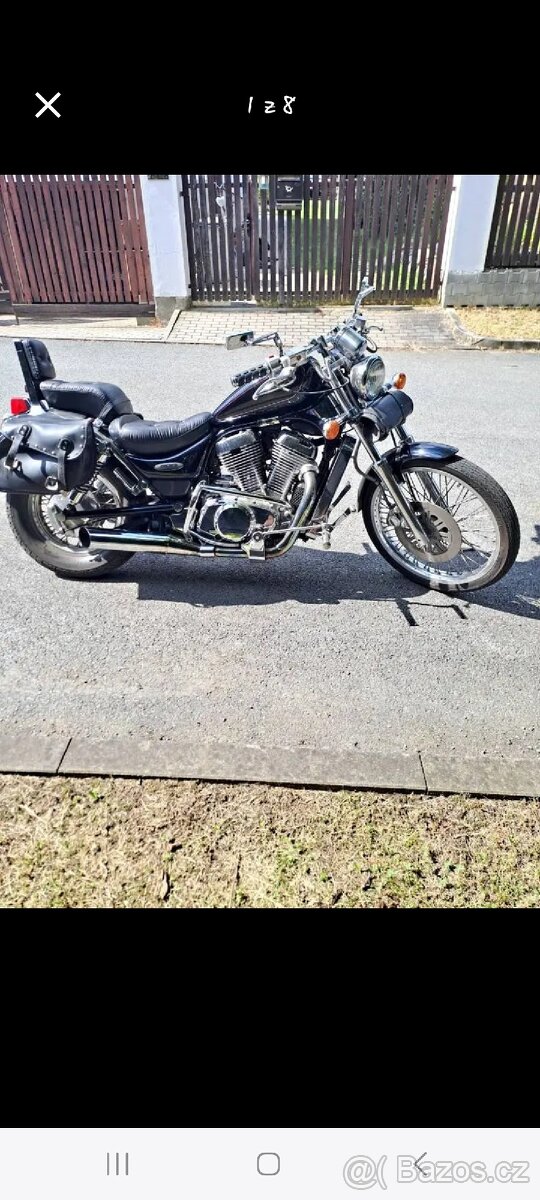 Suzuki Intruder VS 800 - 2