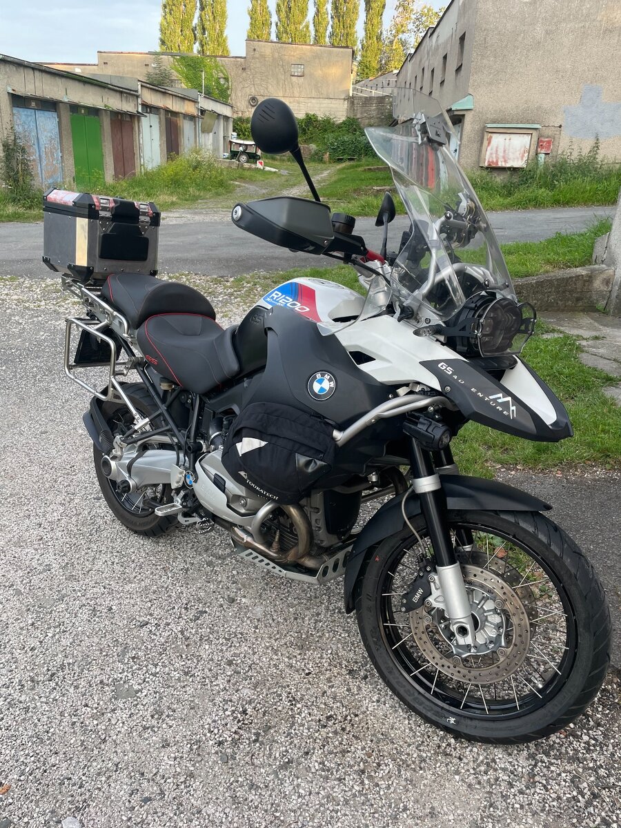 BMW R1200 GS Adventure-30 let speciální edice
