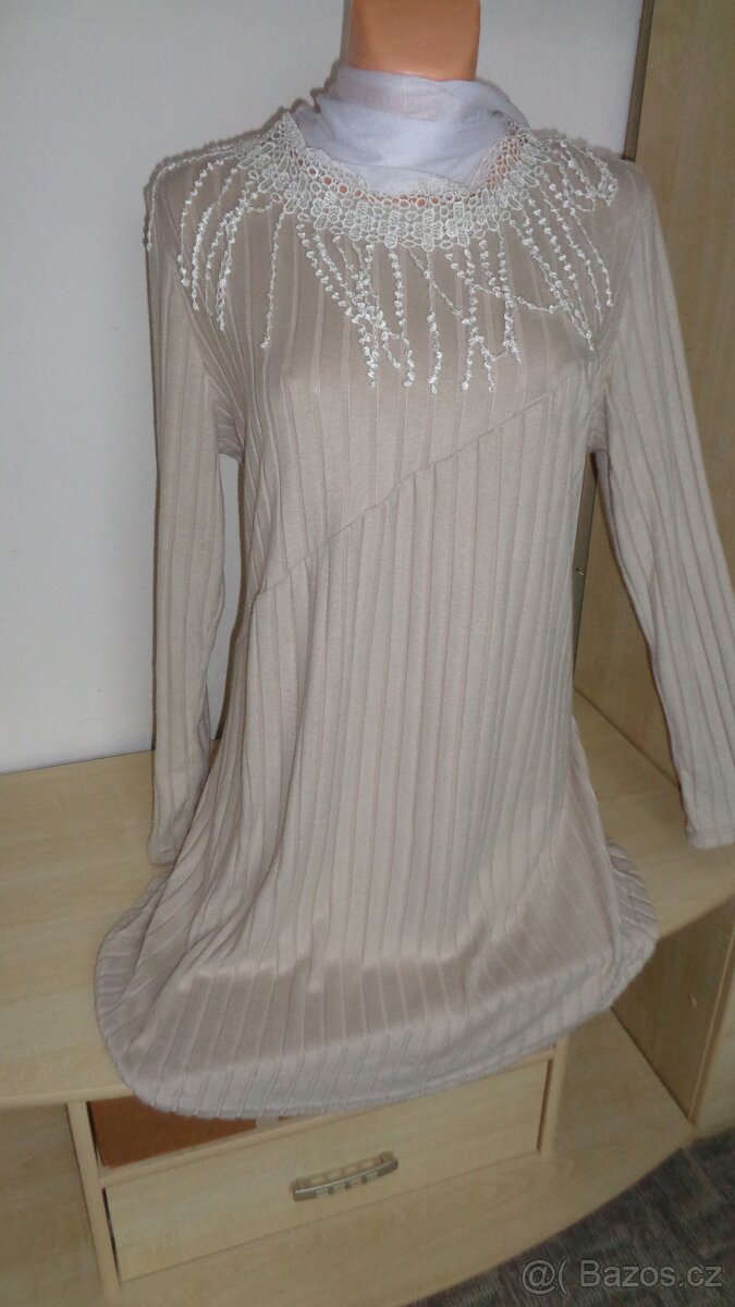 Béžové šaty NOVÉ vel.přibl.52-54 - 2