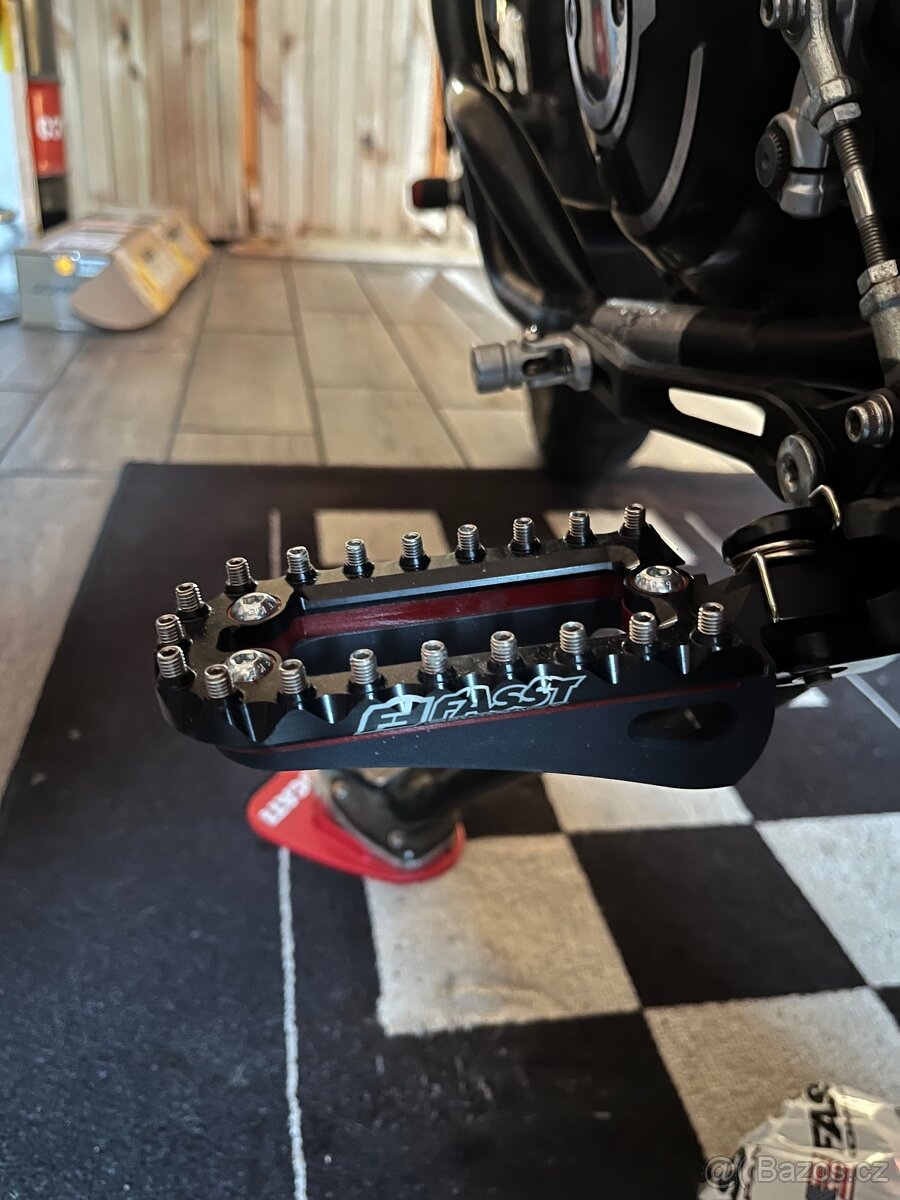 Stupačky FASST adventure-offroad - 2