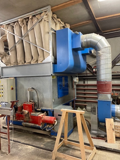 Dvojitý briketovací lis - 2