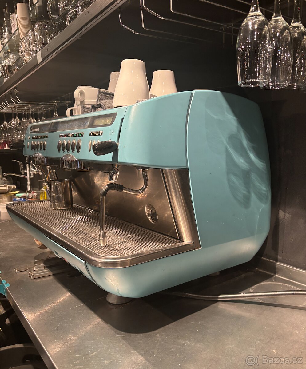 Profesionální retro kávovar FAEMA – dvoupákový, plně funkční - 2