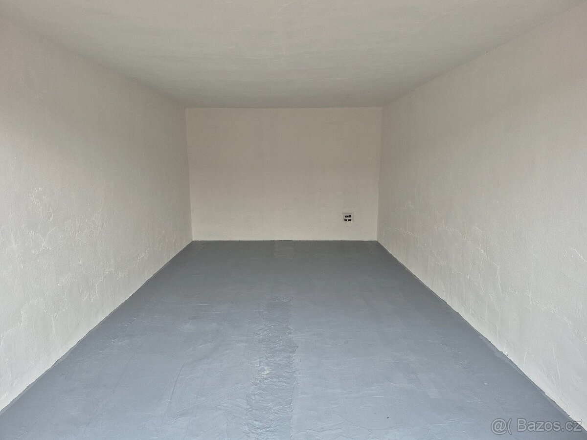 Garáž Votice - ul. Martinů - 2