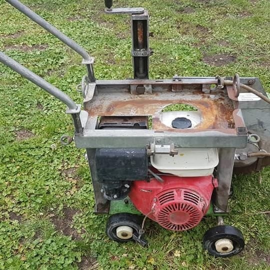 Řezačka/pila spár - asfalt/beton - 2