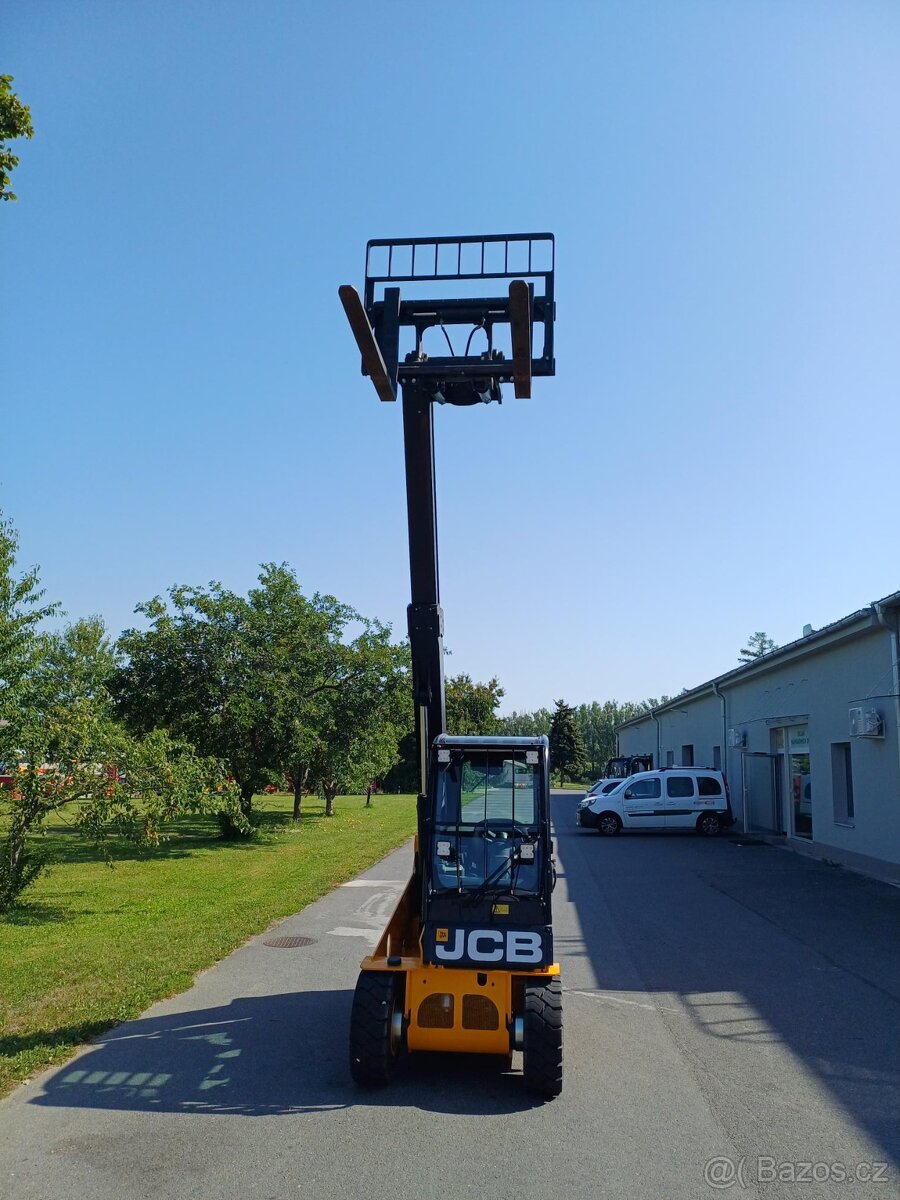 Vysokozdvižný vozík JCB TELETRUK - 2