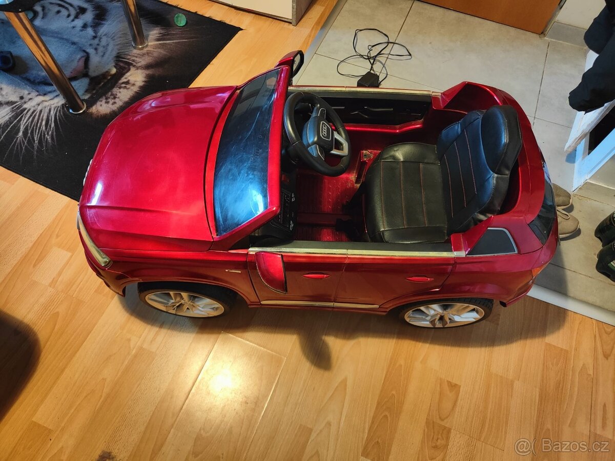 Elektrické autíčko Audi SLEVA - 2