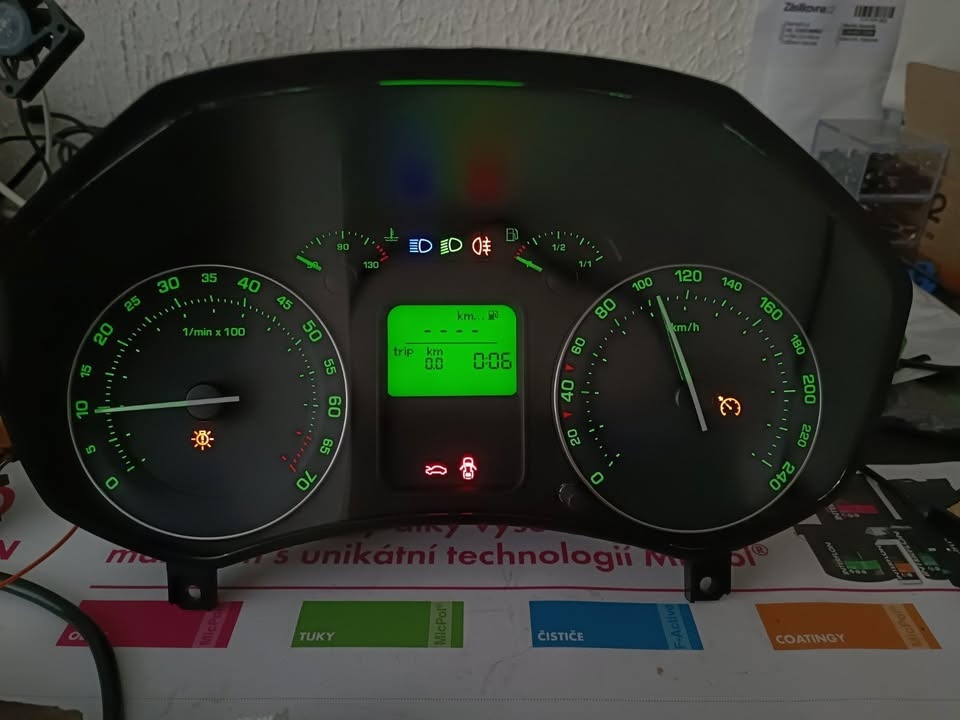 Budíky Octavia 2 benzín 1Z0920822F předface - 2