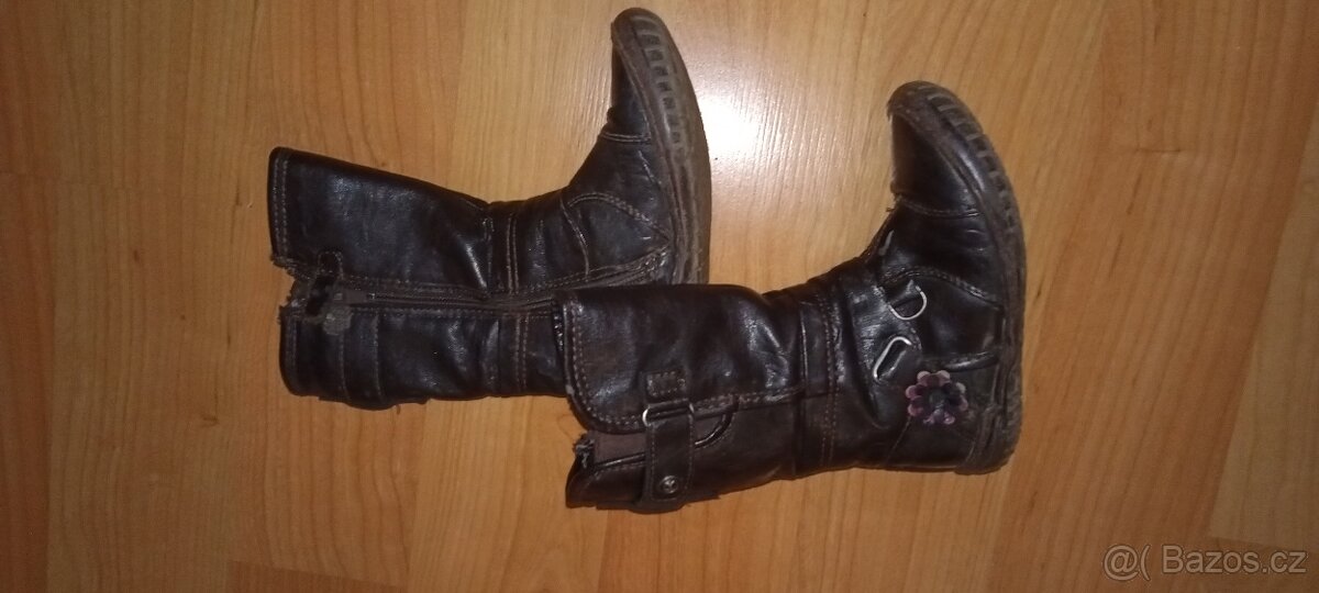 Dívčí hnědé kozačky vel. 25 - 2