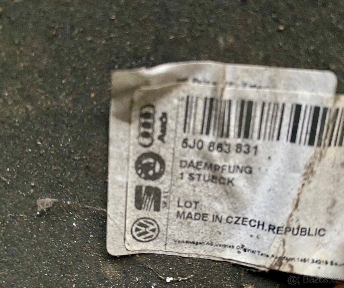 Protihluková výplň kapoty Fabia II - 2