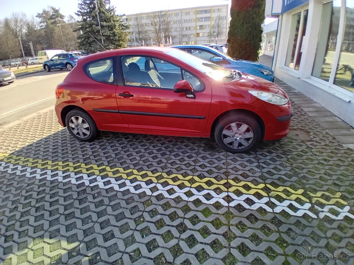 Peugot 207 hatchback - 2