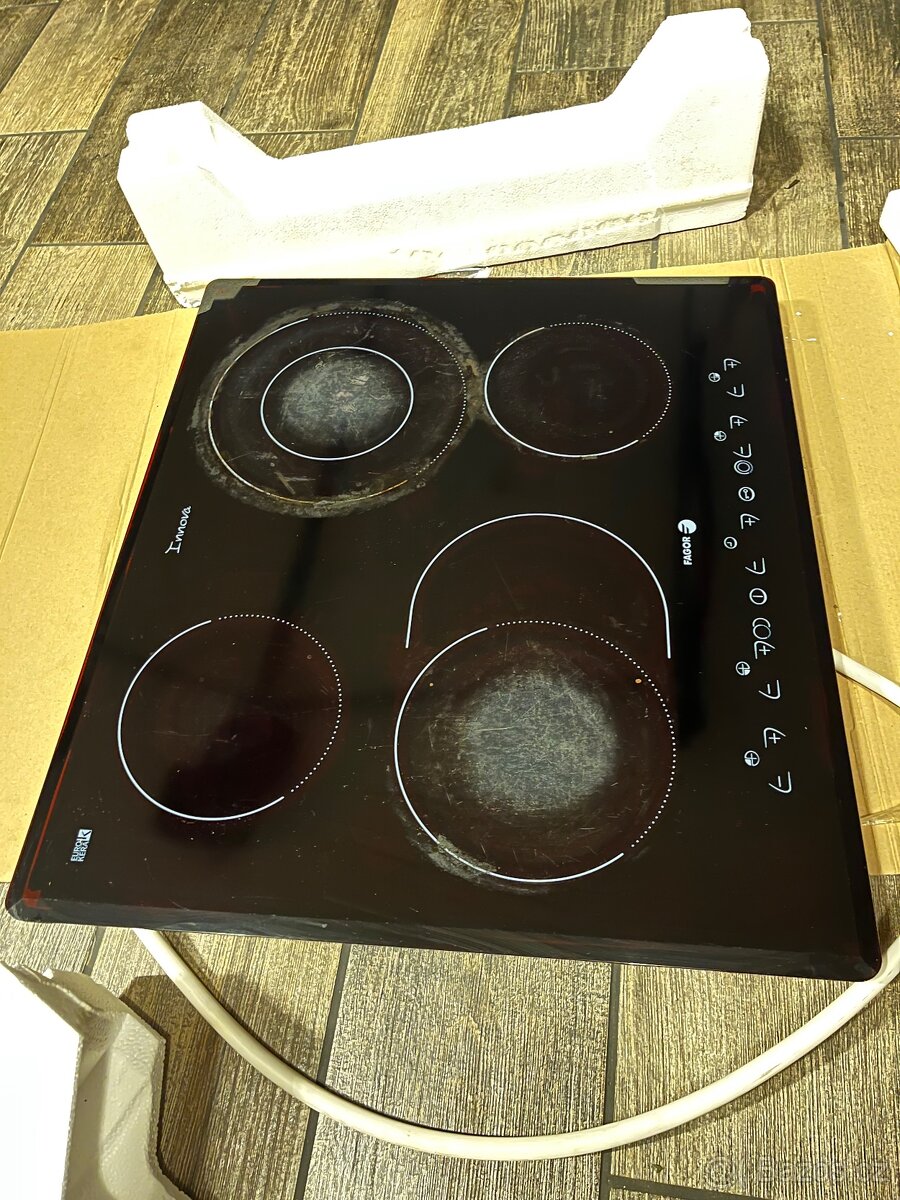 Sklokeramická deska Fagor INNOVA - 2