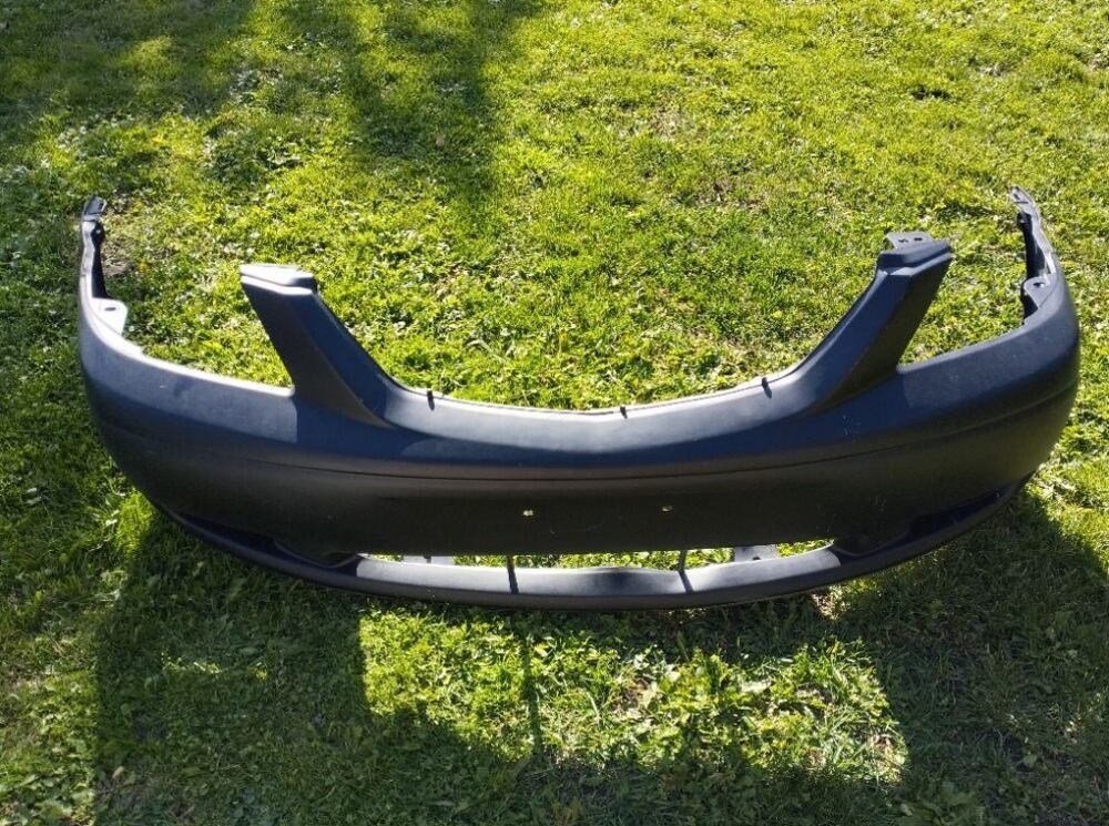 MAZDA MPV II přední nárazník - 2