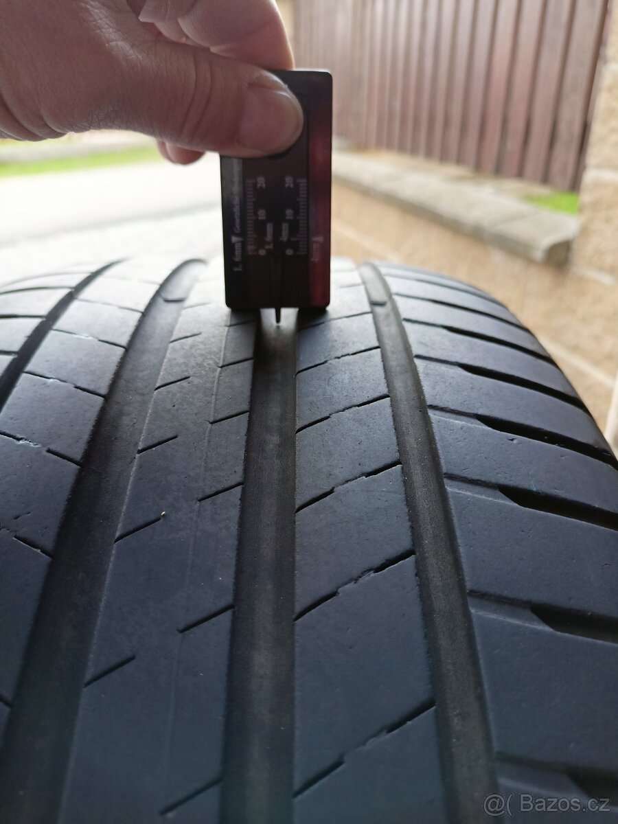 Letní pneu 225/55/R18 - 2