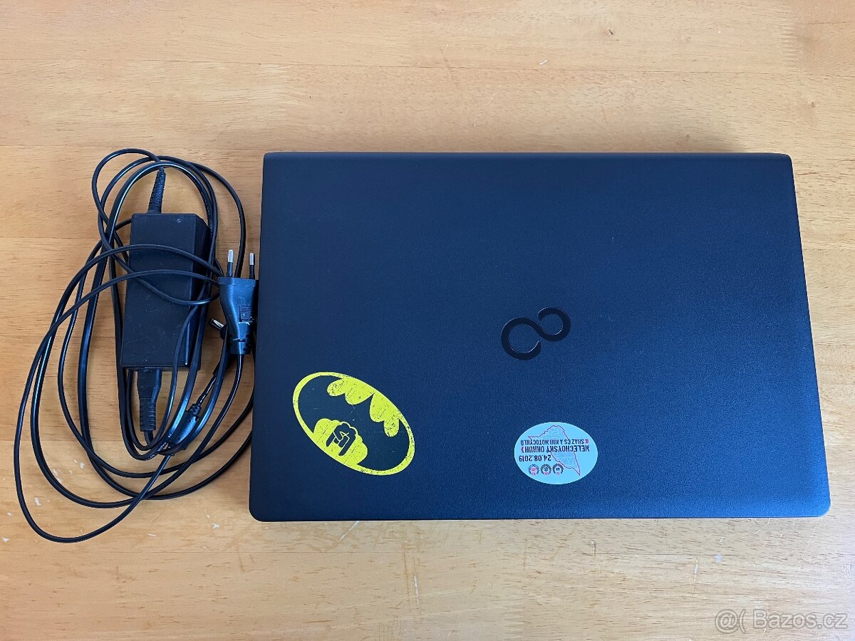 Fujitsu Lifebook A557, W11 Pro - 2