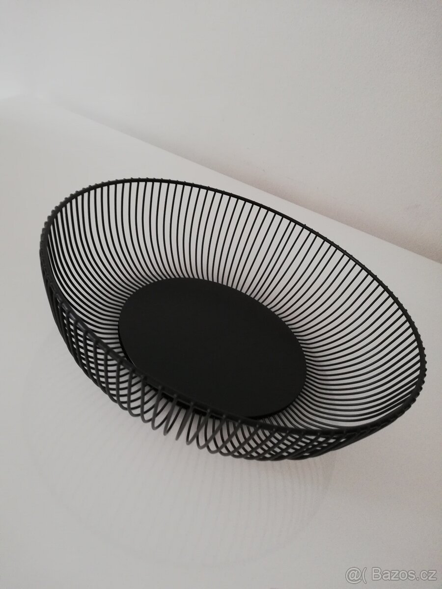 Černá kovová mísa - 2