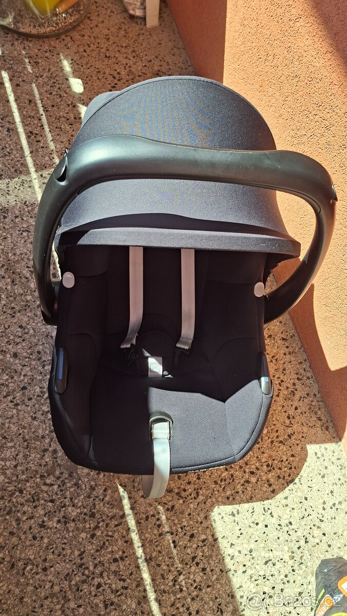 Maxi-Cosi Cabriofix I-Size - 2