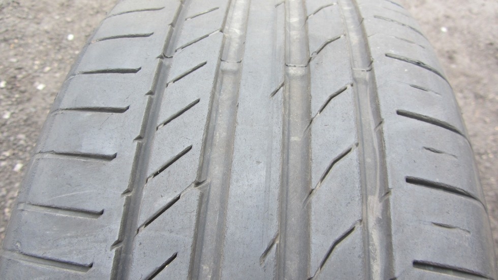 Letní pneumatika 225/50/17 Continental - 2