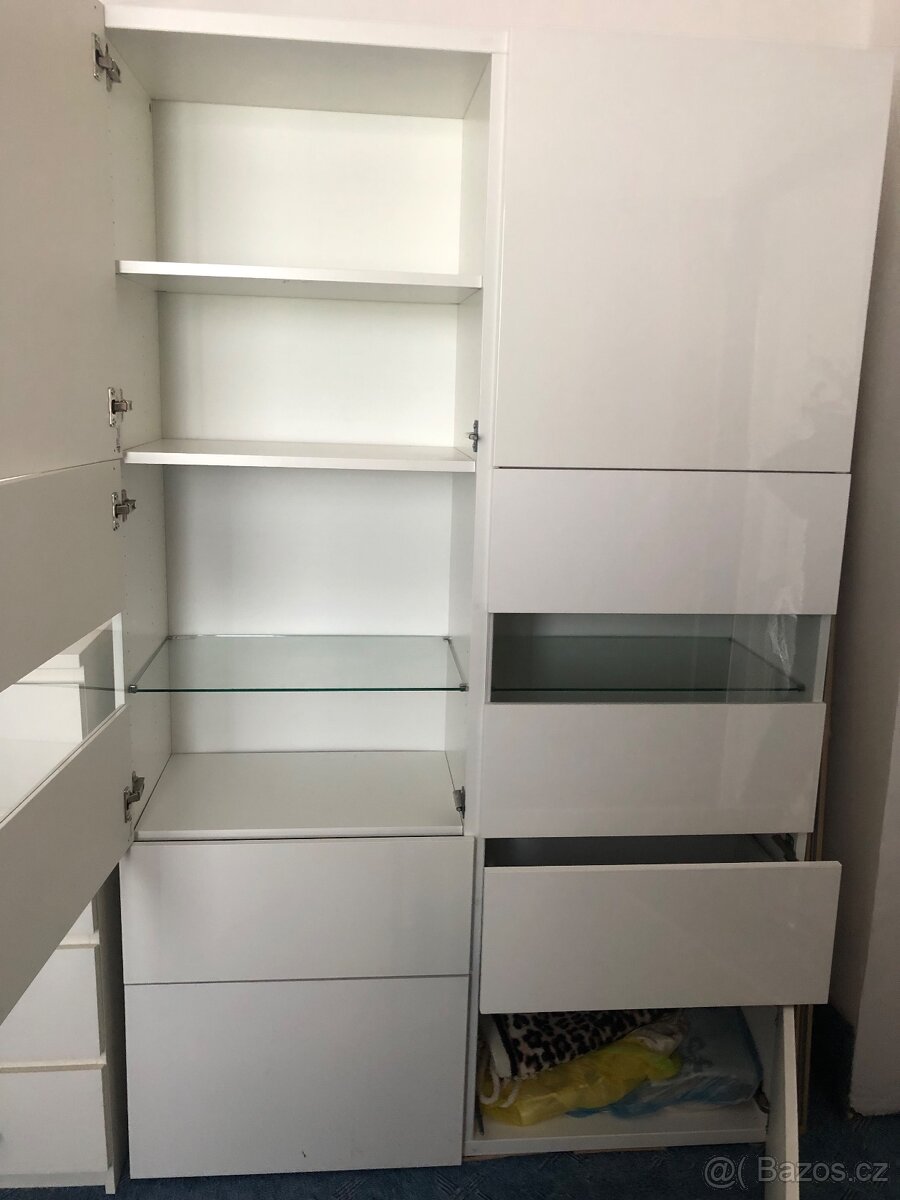 Ikea Besta- bílá lesklá skříň - 2