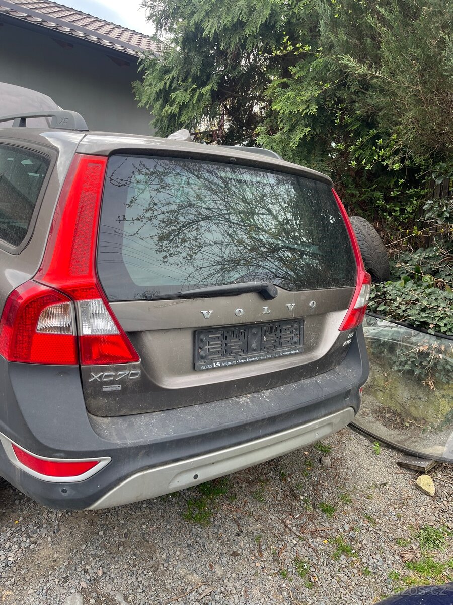 Volvo xc70 - 2