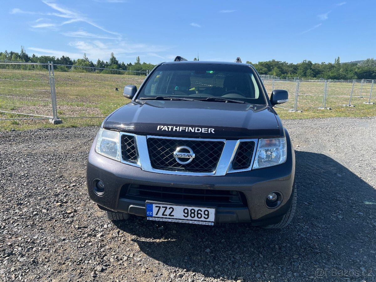 Nissan Pathfinder 2011 - 2