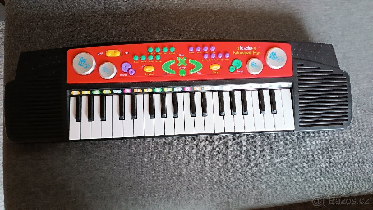 Prodám dětské piano - 2
