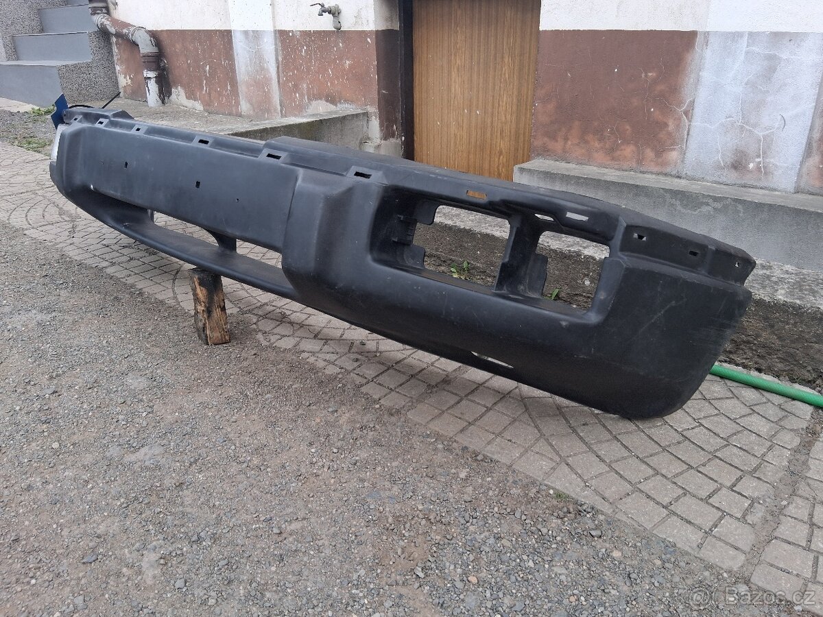 Ford Sierra XR4i přední nárazník - 2