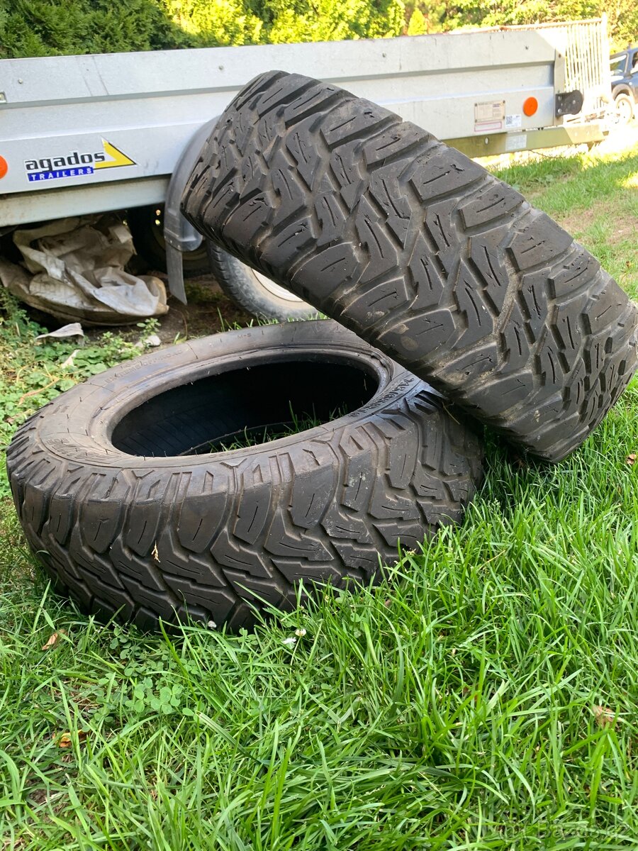 Prodám preu 215/65 R16 - 2