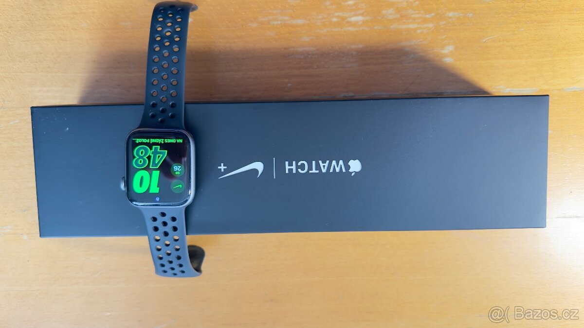 Prodán Apple Watch series 4 - 2