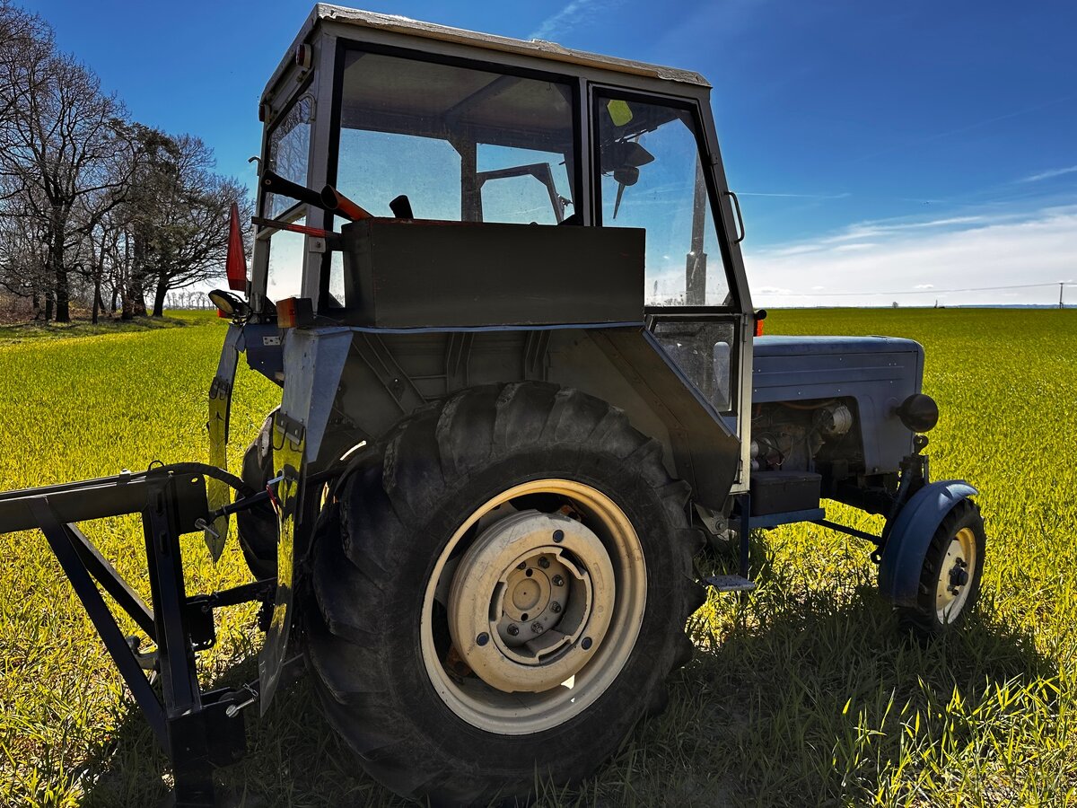Ursus C 355 (Zetor 4011) - 2