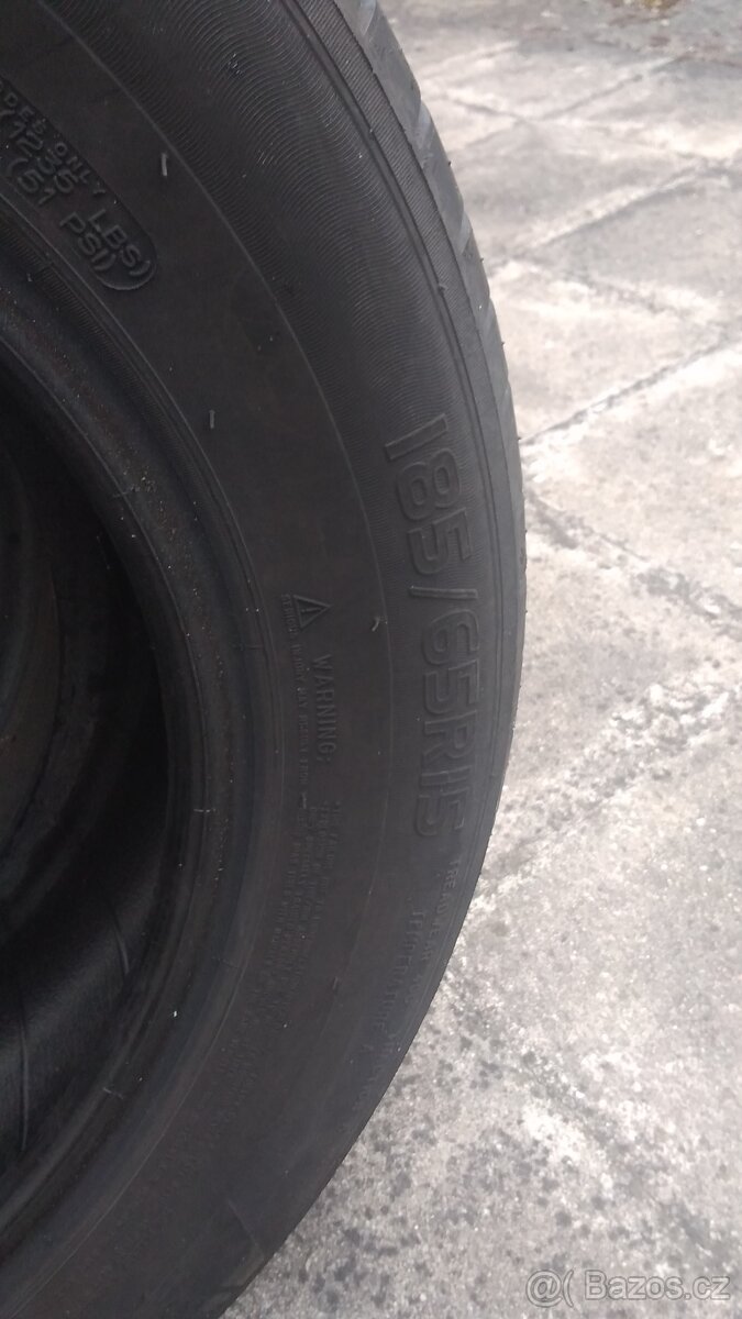 Pneu Michelin letní 185/65 r15 - 2